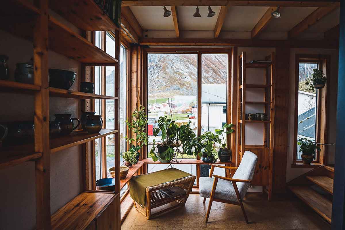 interni casa in legno con finestre in alluminio legno